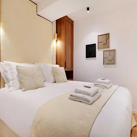 Elegant Comfort In The Heart Of Paris-notre Dame Apartment *